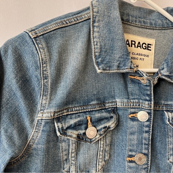 GARAGE BOYFRIEND DENIM JACKET WOMENS M CROPPED FRAY HEM CLASSIC EDGY TOMBOY CHIC - Picture 5 of 12